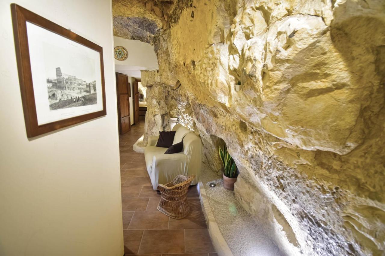 Вилла Domum In Petra Casa Nella Roccia Self Check - In Модика Экстерьер фото